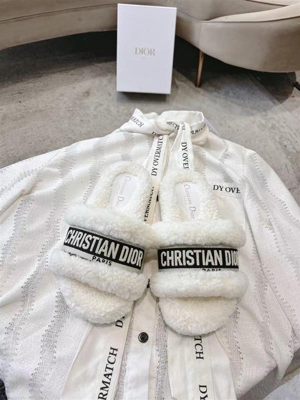 20251128184319209 220